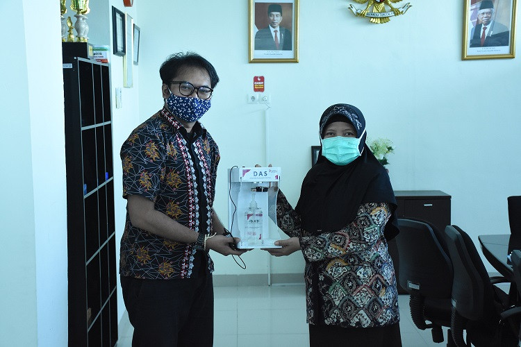 Undika Berikan Sumbangan DAS di RSUD Bangkalan