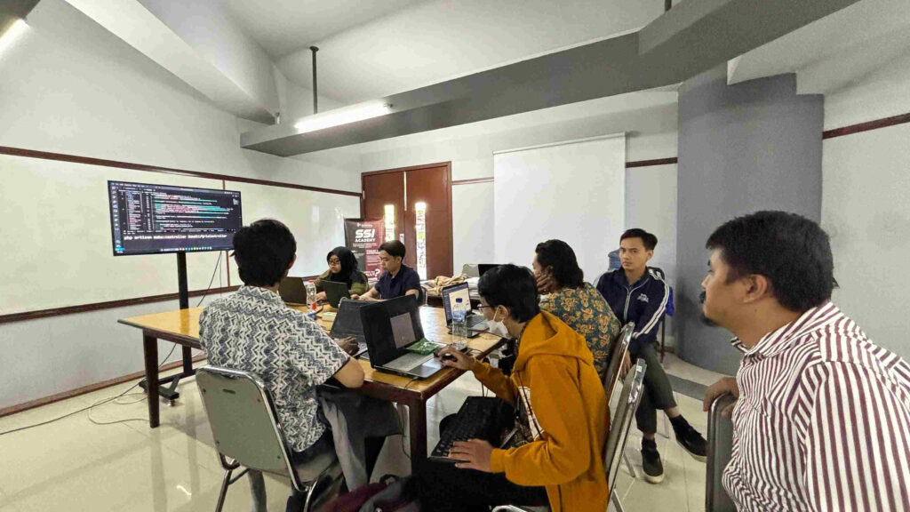 Mini Bootcamp SSI Academy Asah Kemampuan Coding Para Mahasiswa