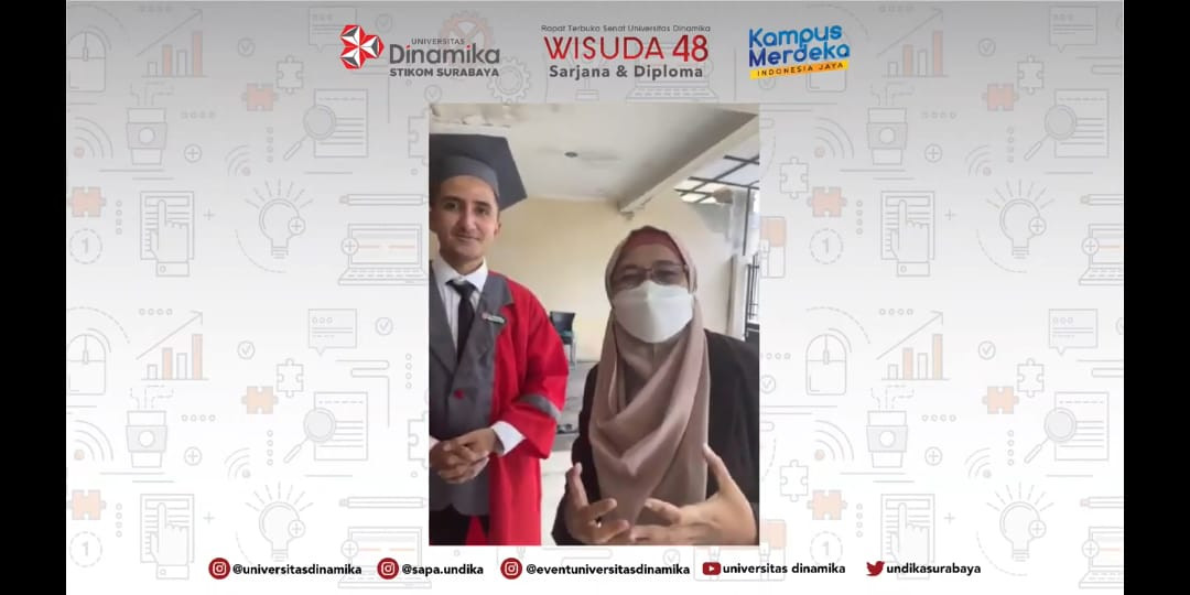 Dekan FTI Undika Grebek Wisudawan Saat Wisuda Daring