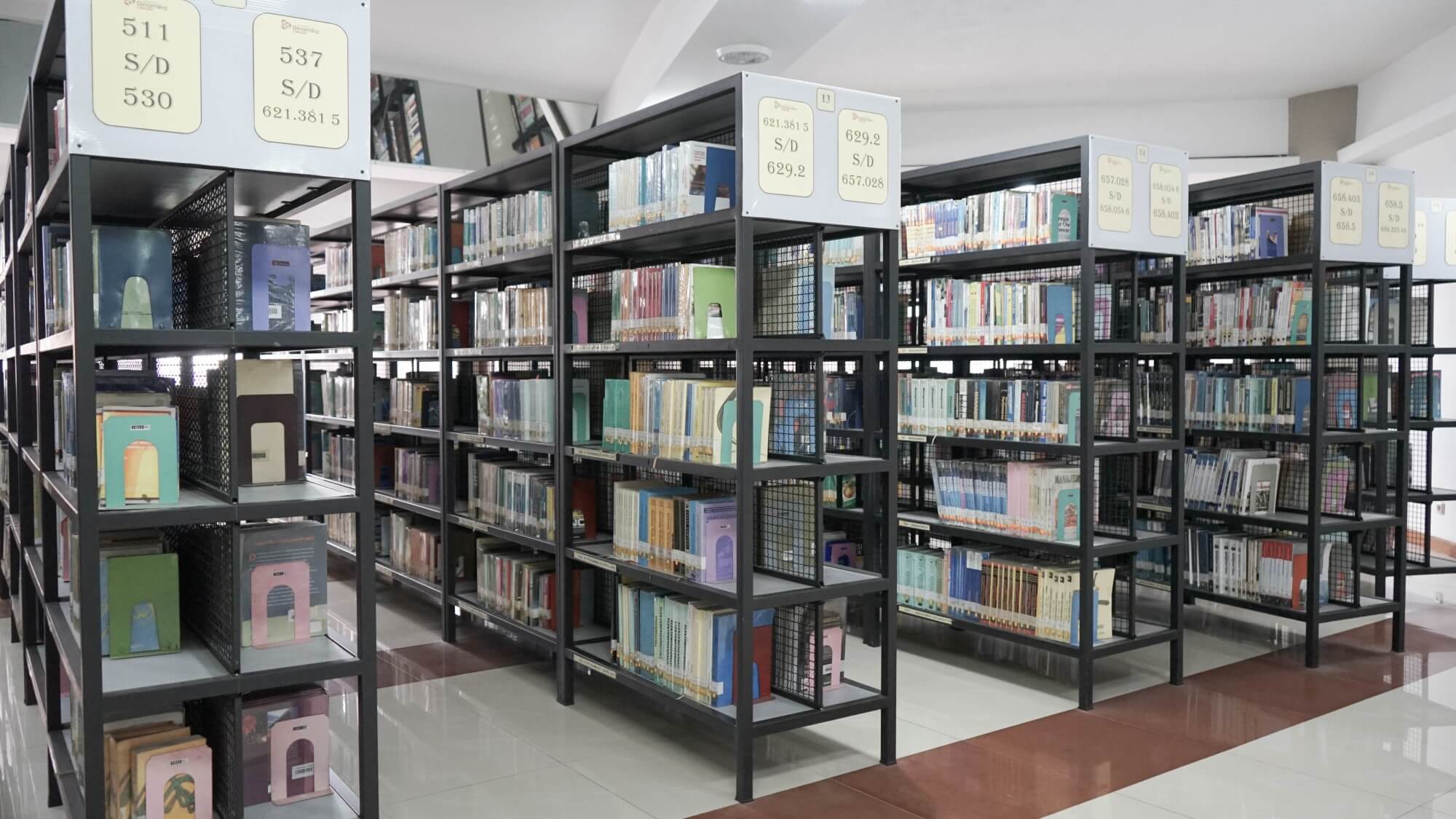 Perpustakaan Universitas Dinamika