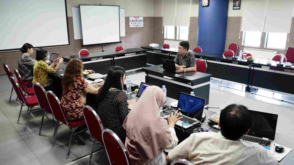 Diakui Internasional, UNDIKA Raih Sertifikasi ISO 9001:2015