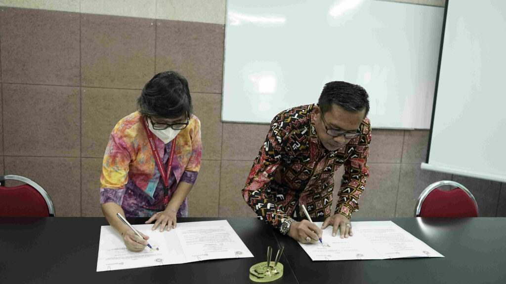 Institut Bisnis dan Keuangan Nitro Makassar dan Universitas Dinamika Surabaya lakukan penandatangan MoU kerjasama